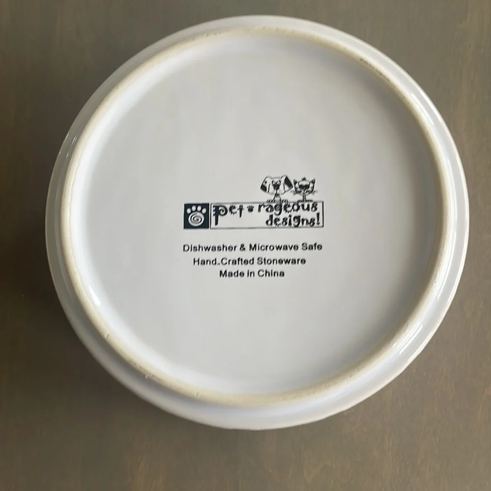 Pet Rageous designs! Approx. 5” Animal Bowl/Dish
